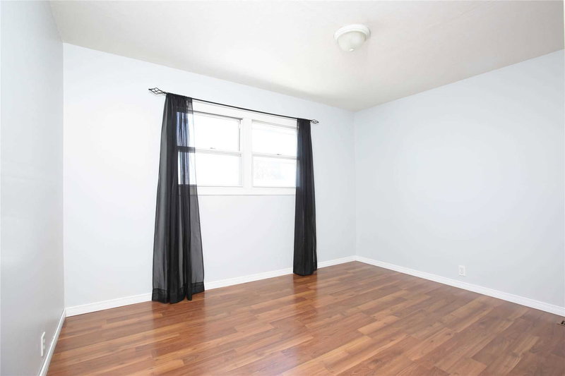 1608 Baseline Rd W, Clarington, L1E2S5 | Image 3