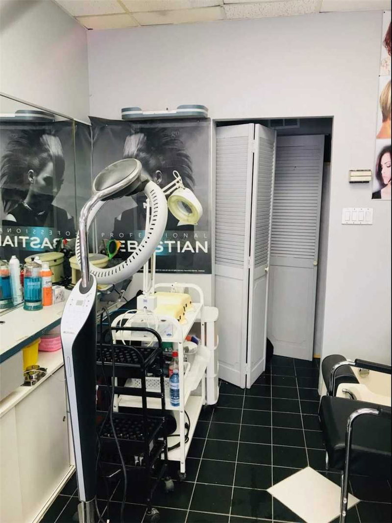 105 A - 2347 Kennedy Rd, Toronto, M1S4R5 | Image 2