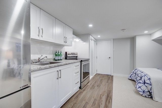 Lower - 301 Wolverleigh Blvd, Toronto, M4C1S5 | Image 2