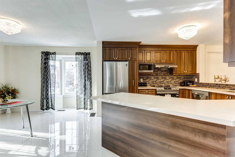 33 Guildpark Ptwy, Toronto, M1J3P1 | Image 3