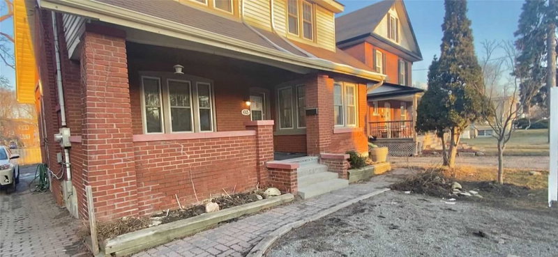 613 Brock St S, Whitby, L1N 4J3 | Image 2