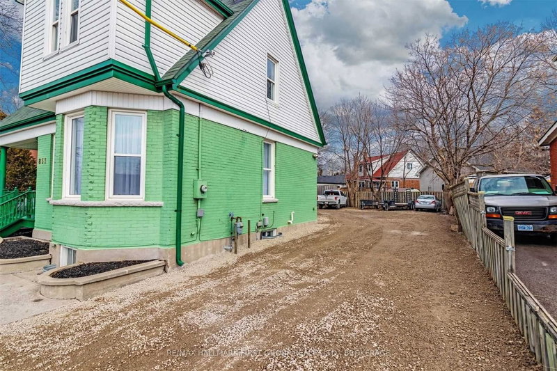 853 Simcoe St S, Oshawa, L1H 4K8 | Image 3