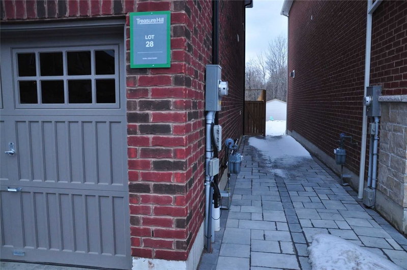 Bsmt - 10 Bill Cole Crt, Clarington, L1C3K2 | Image 3