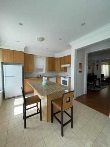 18 Yates Ave, Toronto, M1L0C3 | Image 2