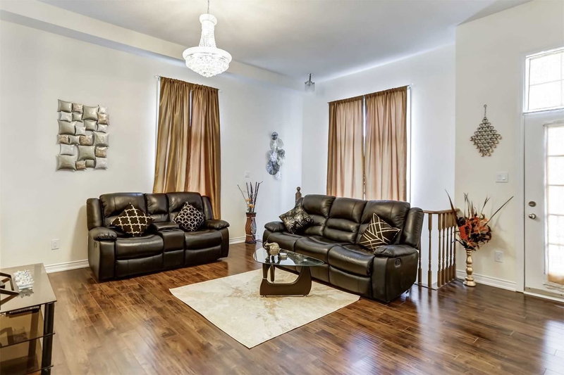 33 Guildpark Ptwy, Toronto, M1J3P1 | Image 2