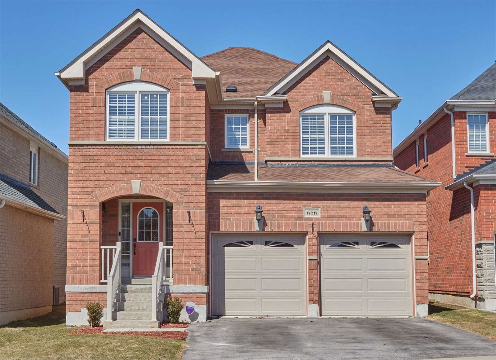 Detached House sold at 656 Blackwood Boulevard, Oshawa, Taunton, L1K0G7 - MLS: E5555657