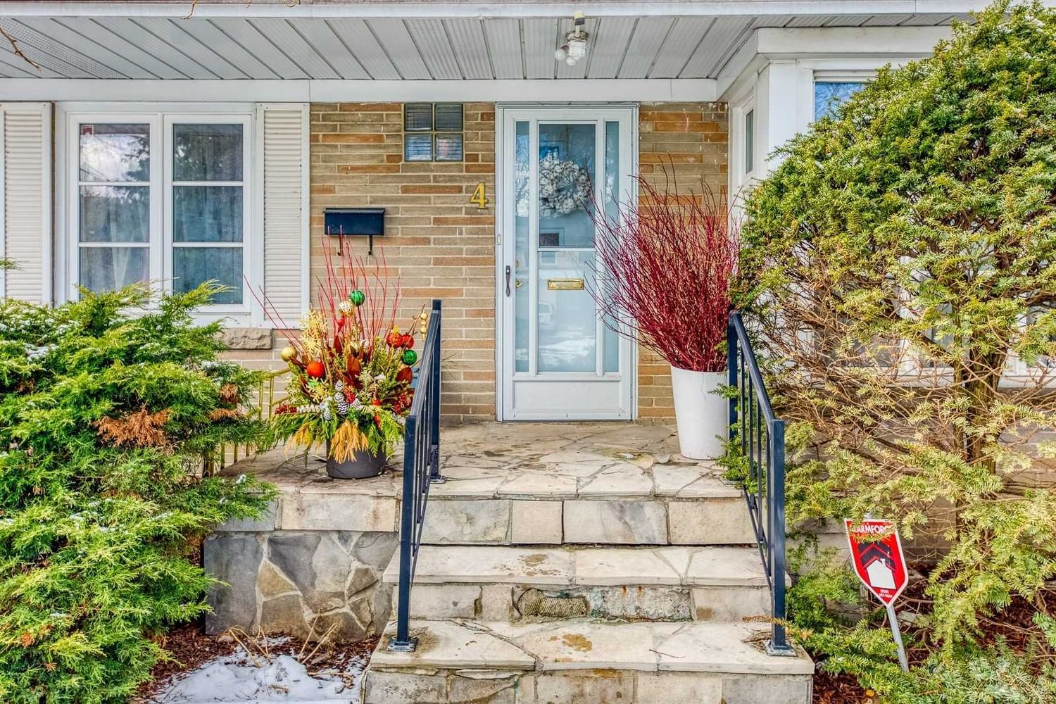 Detached House sold at 4 Lejune Road, Toronto, Tam O'Shanter-Sullivan, M1T2S7 - MLS: E5563940