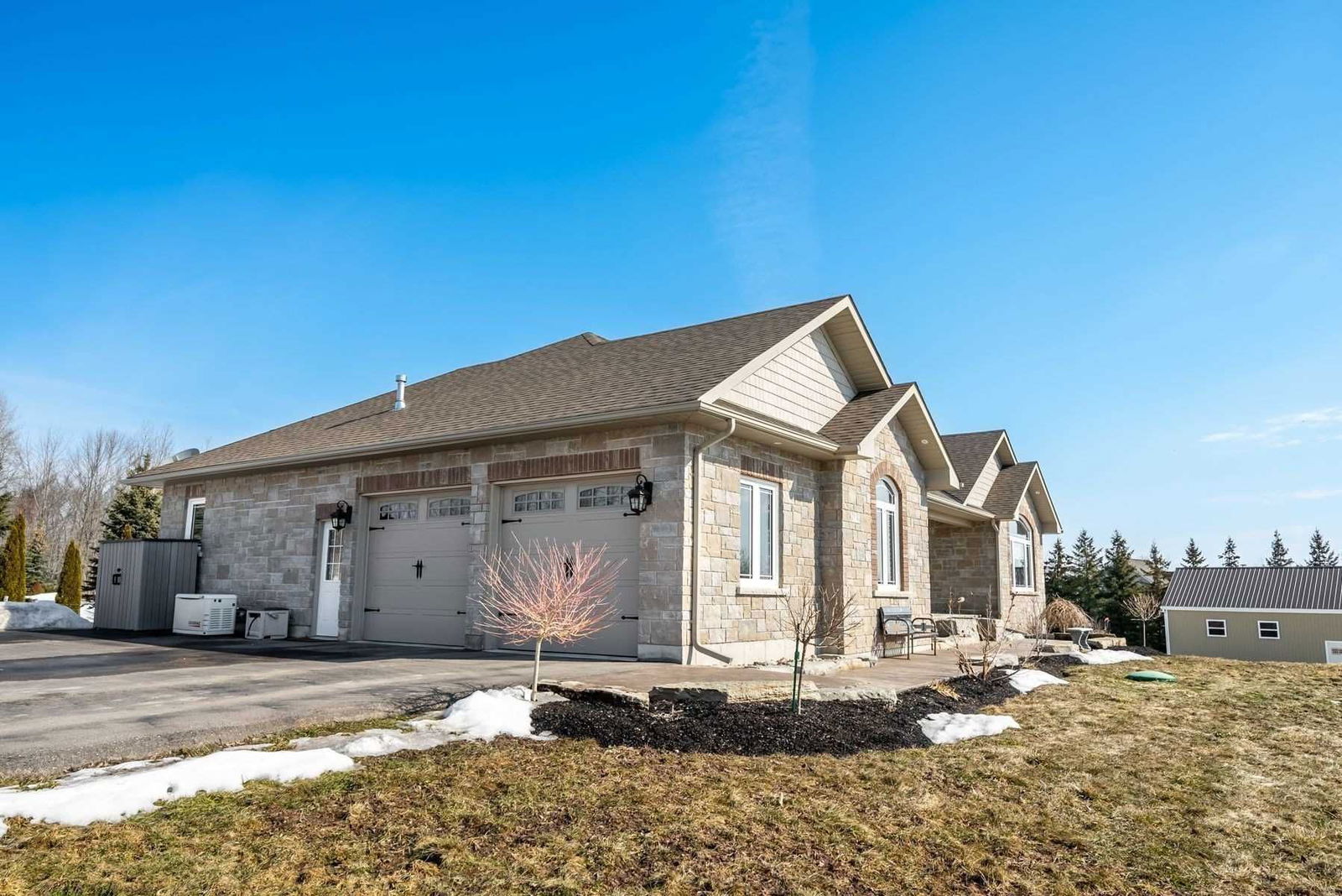 Detached House sold at 44 Bank Road, Scugog, Rural Scugog, L0C 1G0 - MLS: E5573988