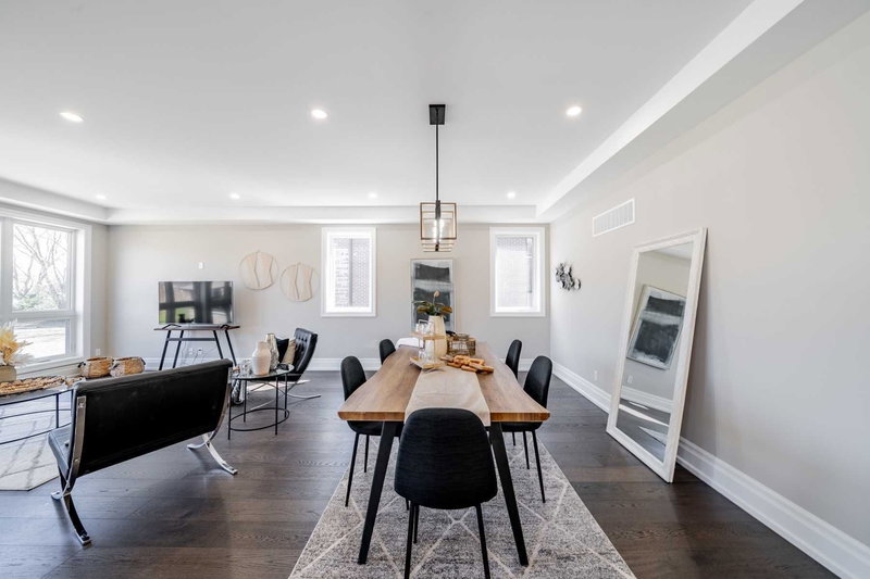 367 Rosebank Rd, Pickering, L1W2N3 | Image 2