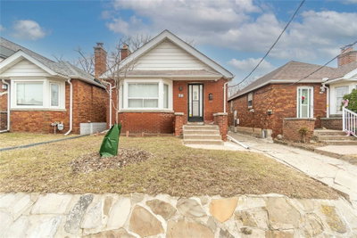 Detached House sold at 79 O'connor Drive, Toronto, Ontario, M4K2K4 - Broadview North - MLS: E5578779