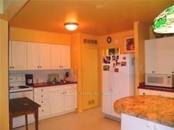 1002 Dunlop St, Whitby, L1N 1T3 | Image 3