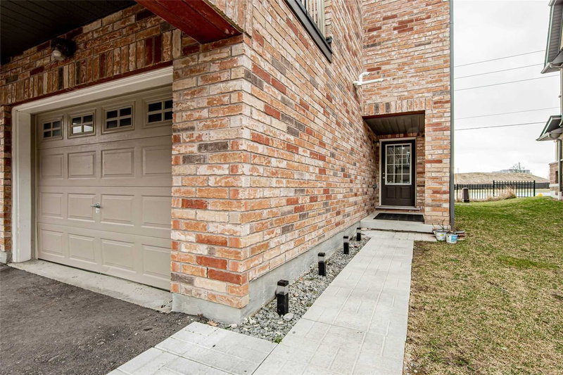 1373 Salem Rd N, Ajax, L1Z0R9 | Image 3