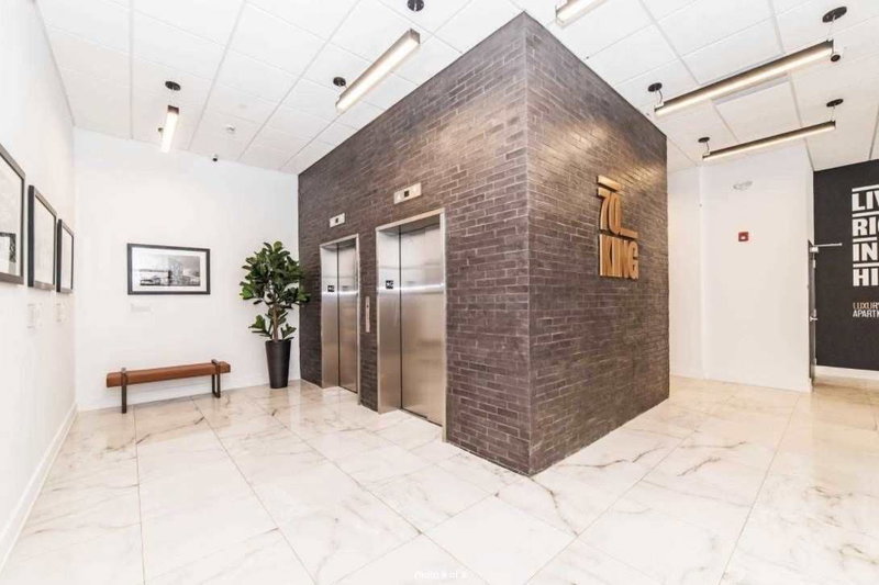 416 - 70 King St E, Oshawa, L1H 0A2 | Image 2