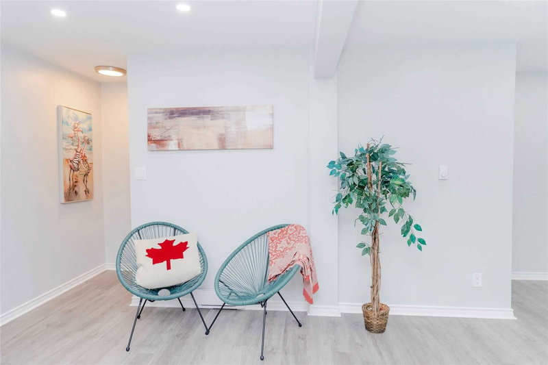 137 - 1100 Oxford St, Oshawa, L1J6G4 | Image 2