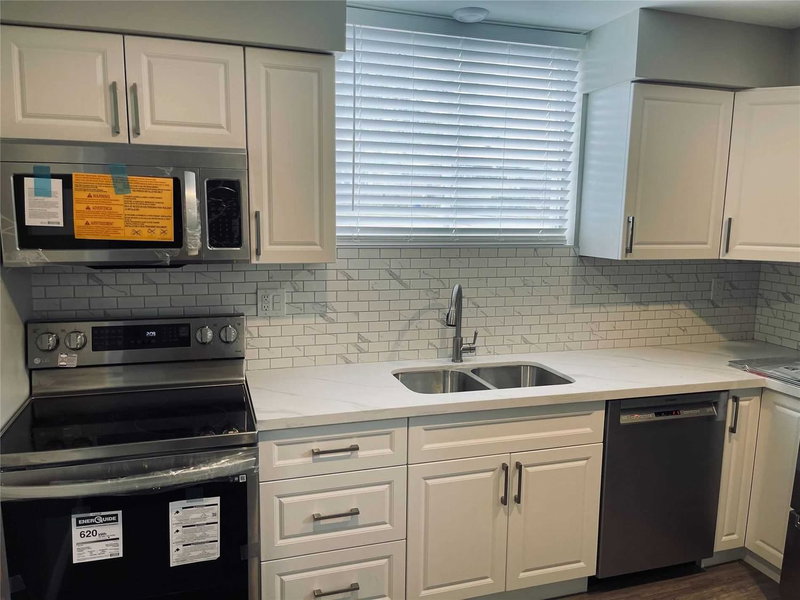 580 Digby Ave, Oshawa, L1G1W6 | Image 3