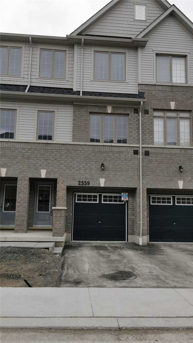 2559 Barbarolli Path, Oshawa, L1L0P9 | Image 3