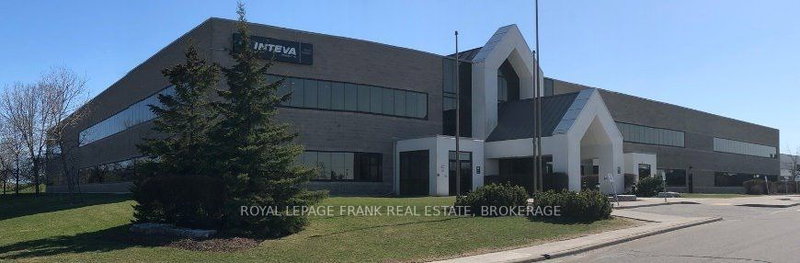 W200 - 1555 Wentworth St, Whitby, L1N 9T6 | Image 3