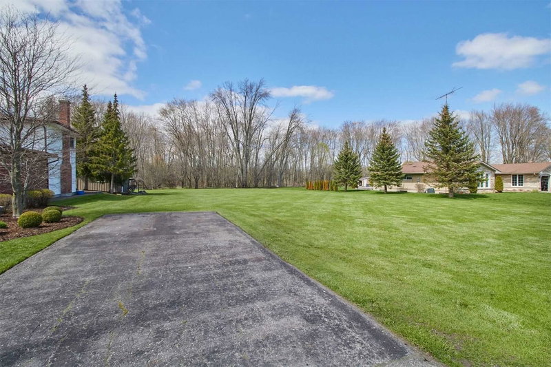 614 Roselawn Ave, Oshawa, L1L 1B2 | Image 2