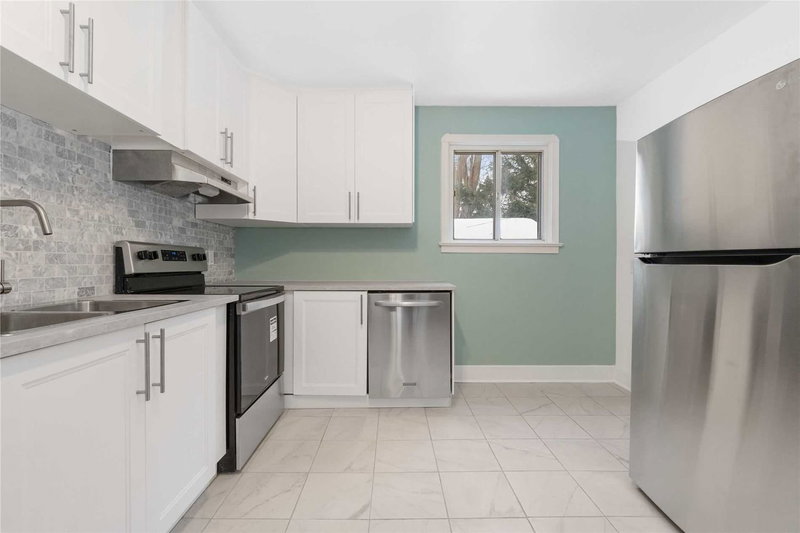 Upper - 47 Boyce Ave, Toronto, M1J1K6 | Image 2