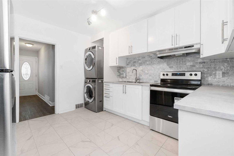 Upper - 47 Boyce Ave, Toronto, M1J1K6 | Image 3