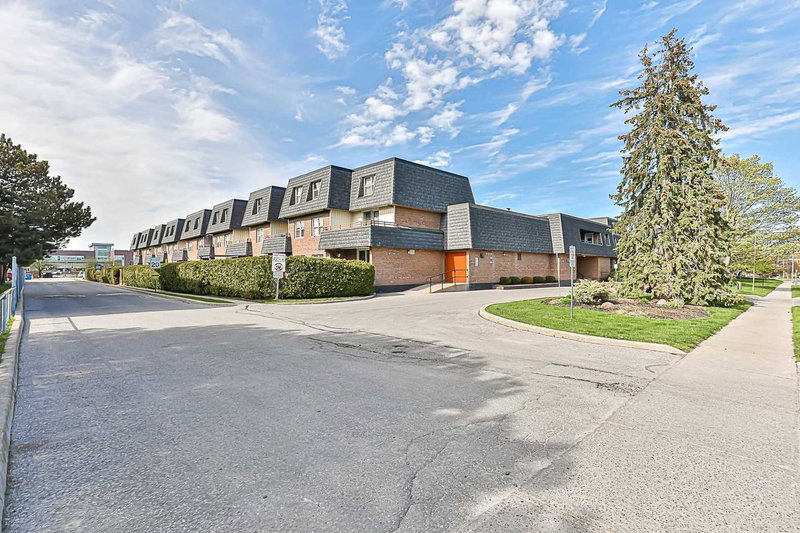 214 - 580 Mary St E, Whitby, L1N2R3 | Image 3