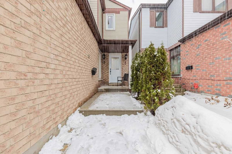Upper - 39 Wayford Cres S, Toronto, M1B3E3 | Image 3