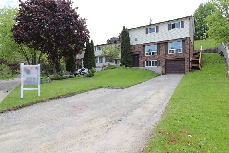 1195 Augusta Crt, Oshawa, L1H7S9 | Image 3