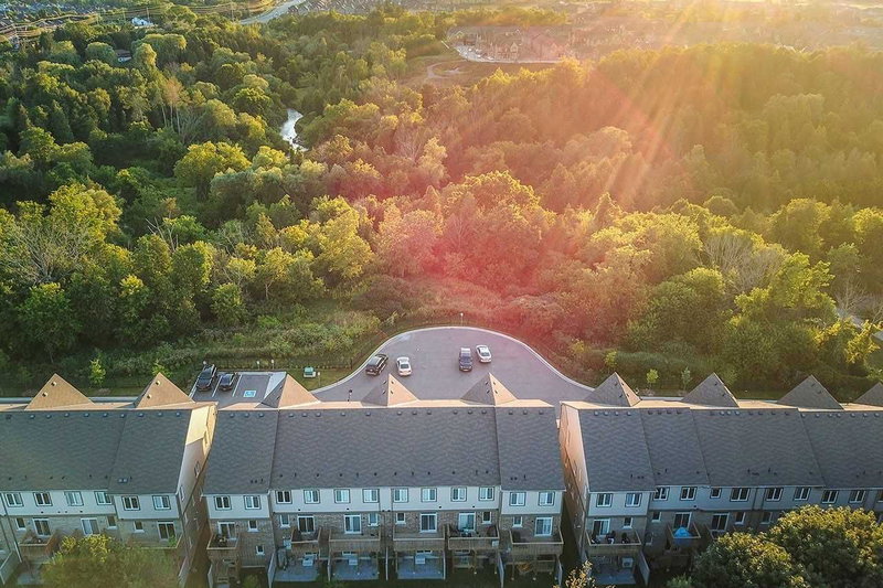 238 London Lane, Ajax, L1T0N5 | Image 2