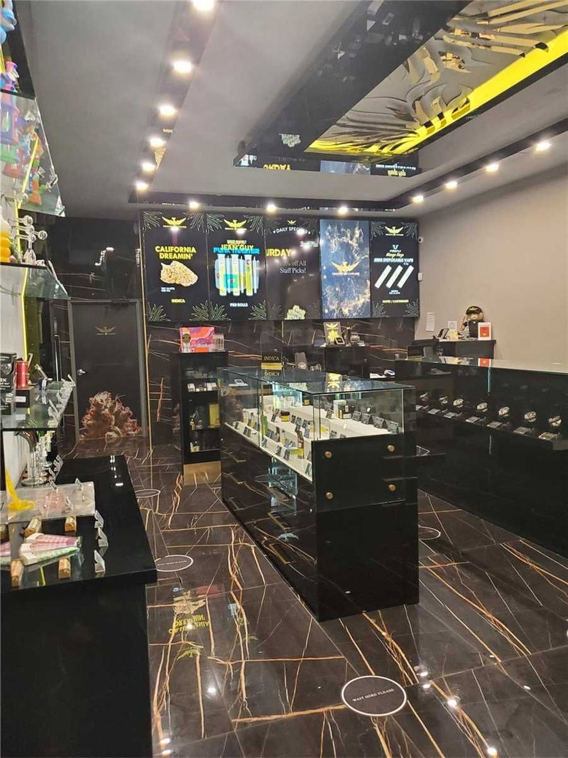 12 Simcoe St S, Oshawa, L1H4G1 | Image 2