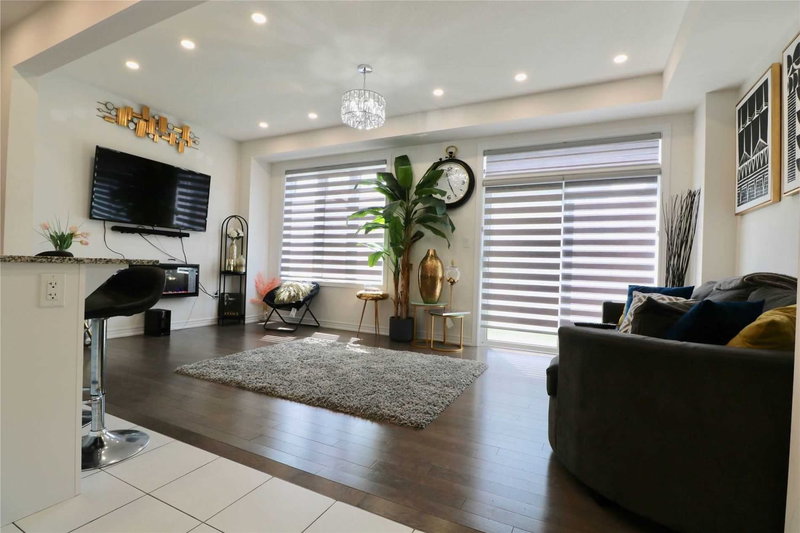 9 Conarty Cres, Whitby, L1P2A9 | Image 3