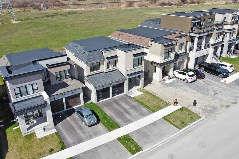 127 Yacht Dr, Clarington, L1C4A7 | Image 2