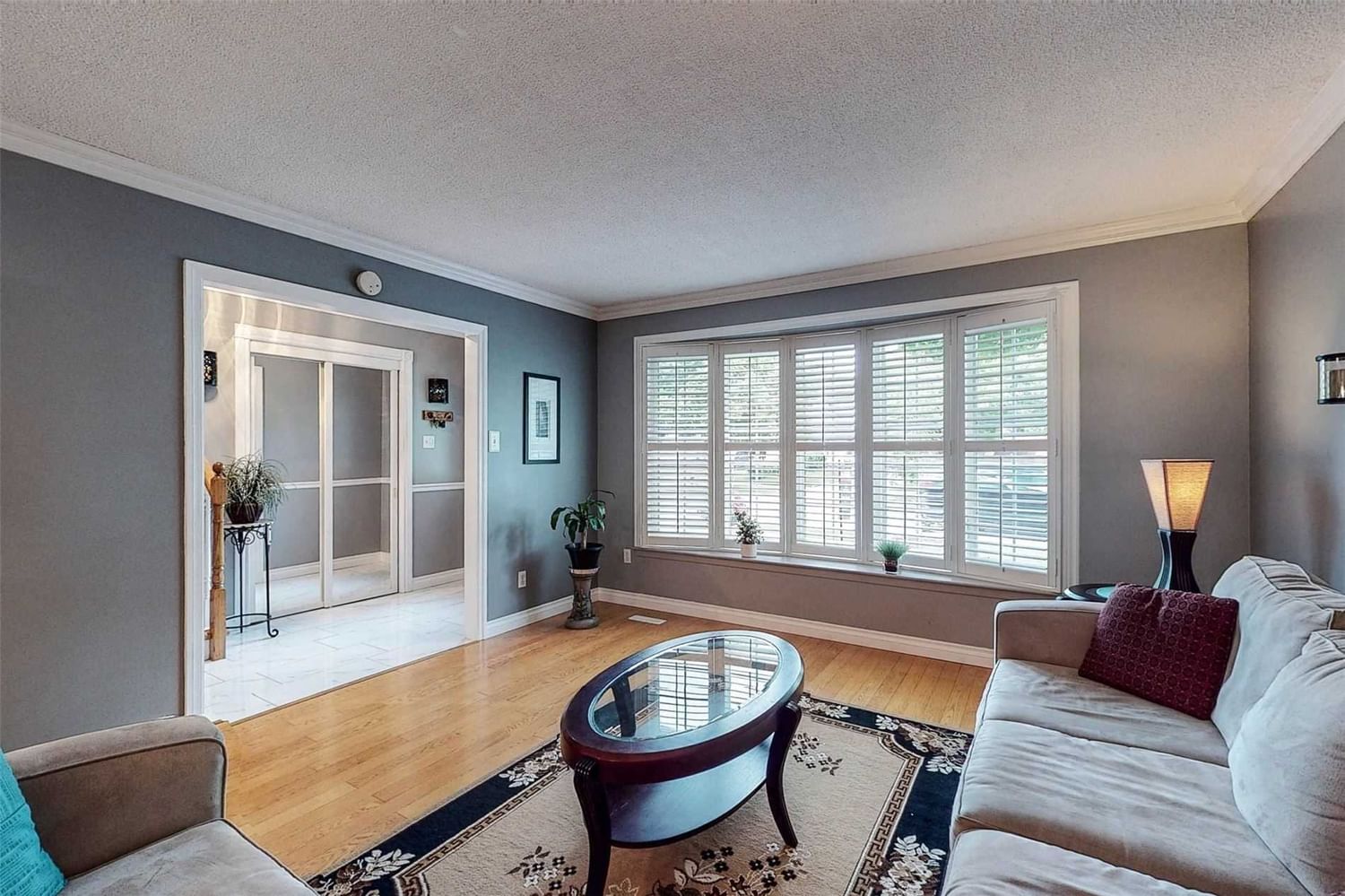 Listing Image 7