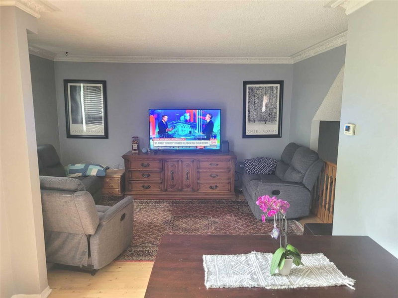 82 Chatfield Dr, Ajax, L1T2J8 | Image 2