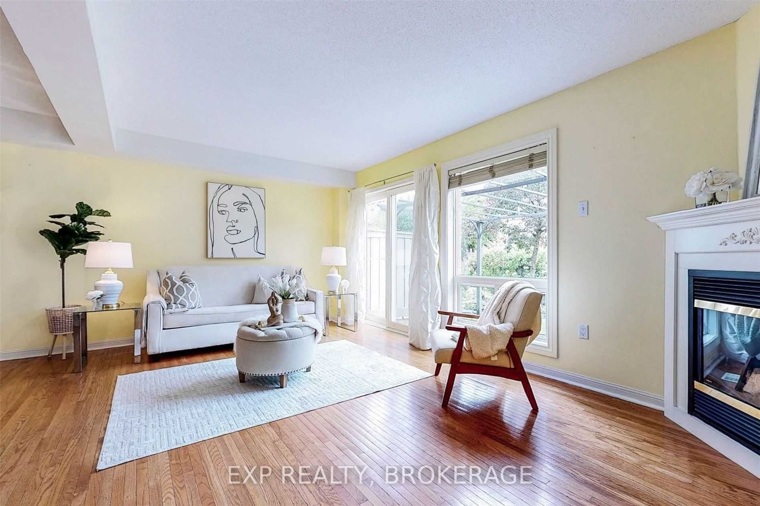 Listing Image 3