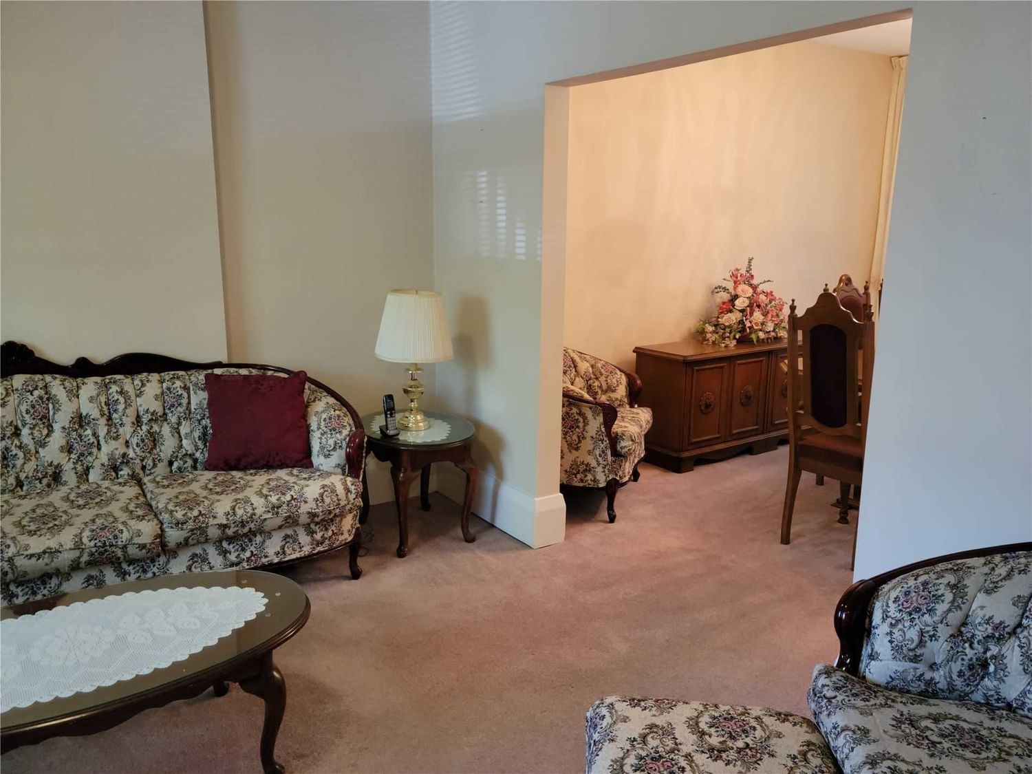 Listing Image 7