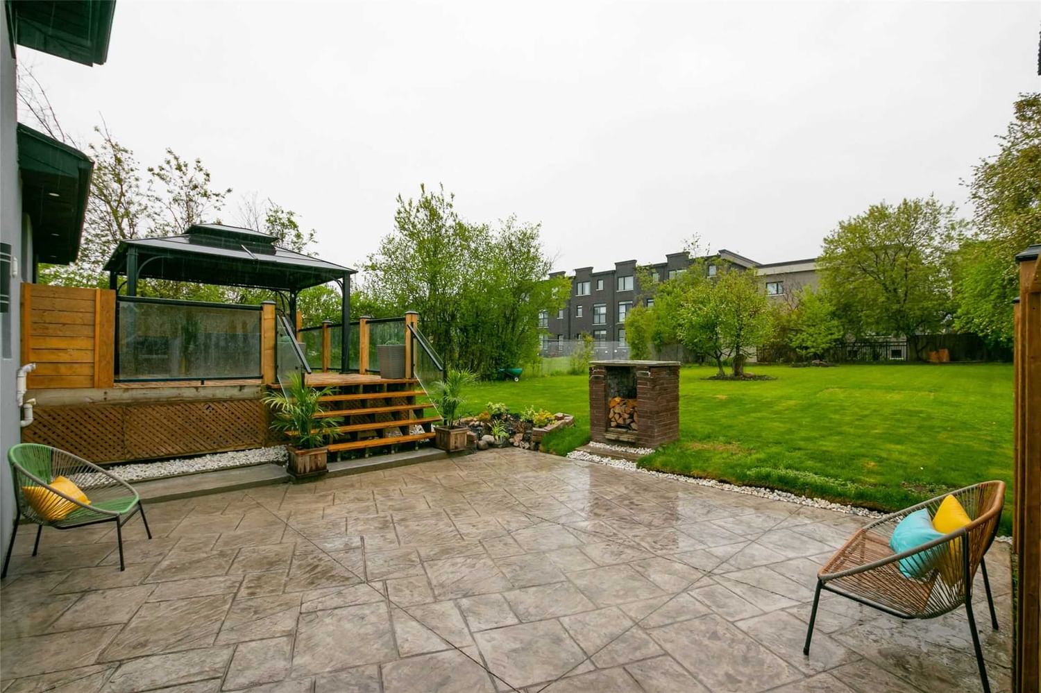 Listing Image 7