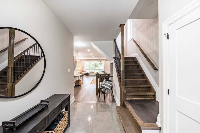 363 Rosebank Rd, Pickering, L1W2N3 | Image 2