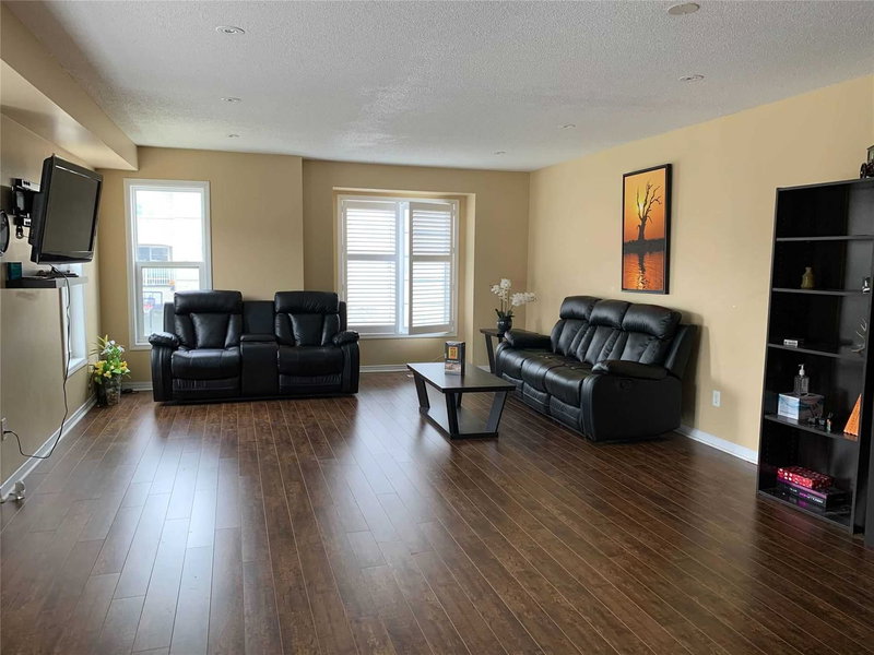 1 Burnsborough St, Ajax, L1S0A7 | Image 2