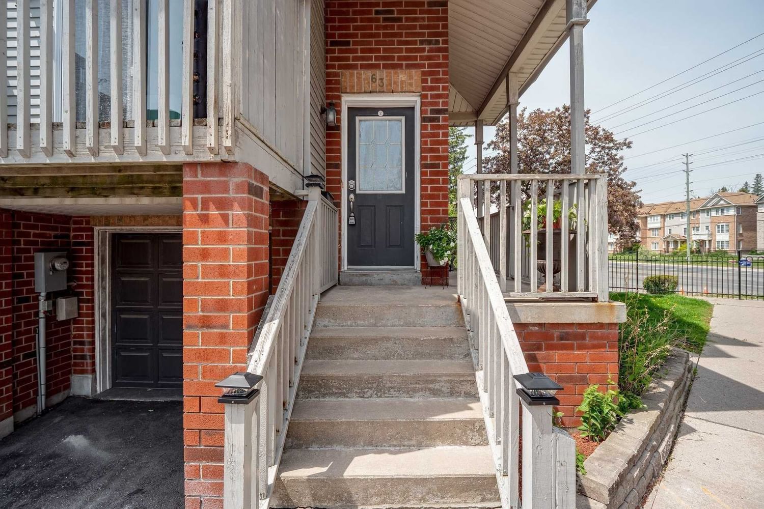 Townhouse sold at 63-1865 Kingston Road, Pickering, Village East, L1V7B5 - MLS: E5686142