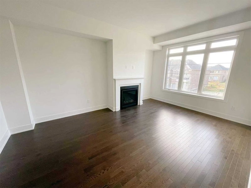 25 Gillivary Dr, Whitby, L1P 0C9 | Image 2