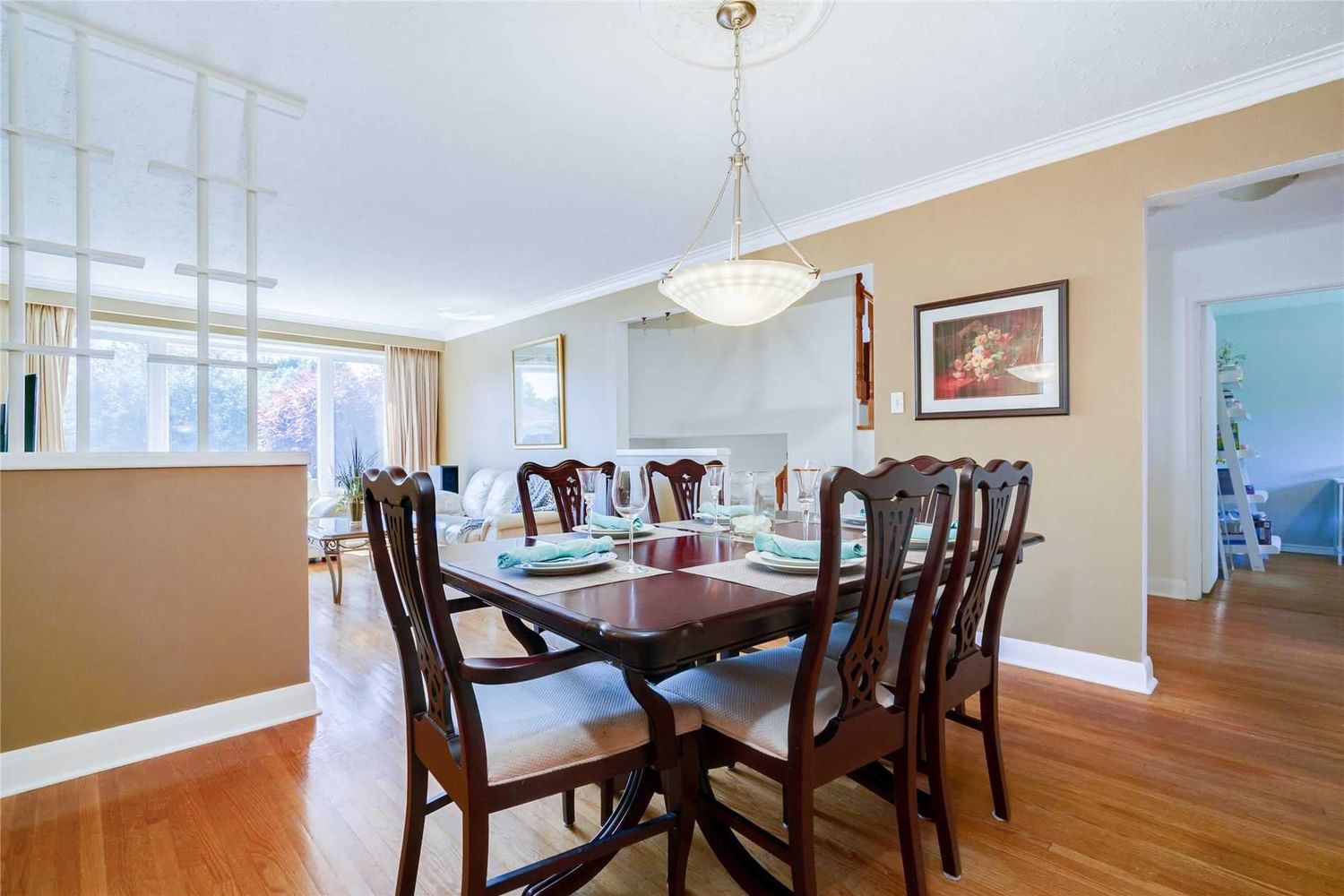 Listing Image 10