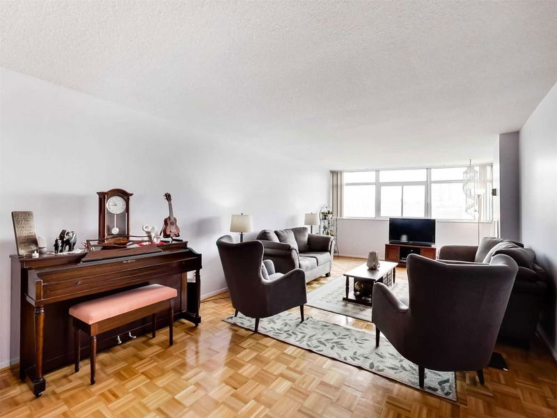 Unit 506 — 3151 Bridletowne Circ, Toronto - L'Amoreaux image-0-0