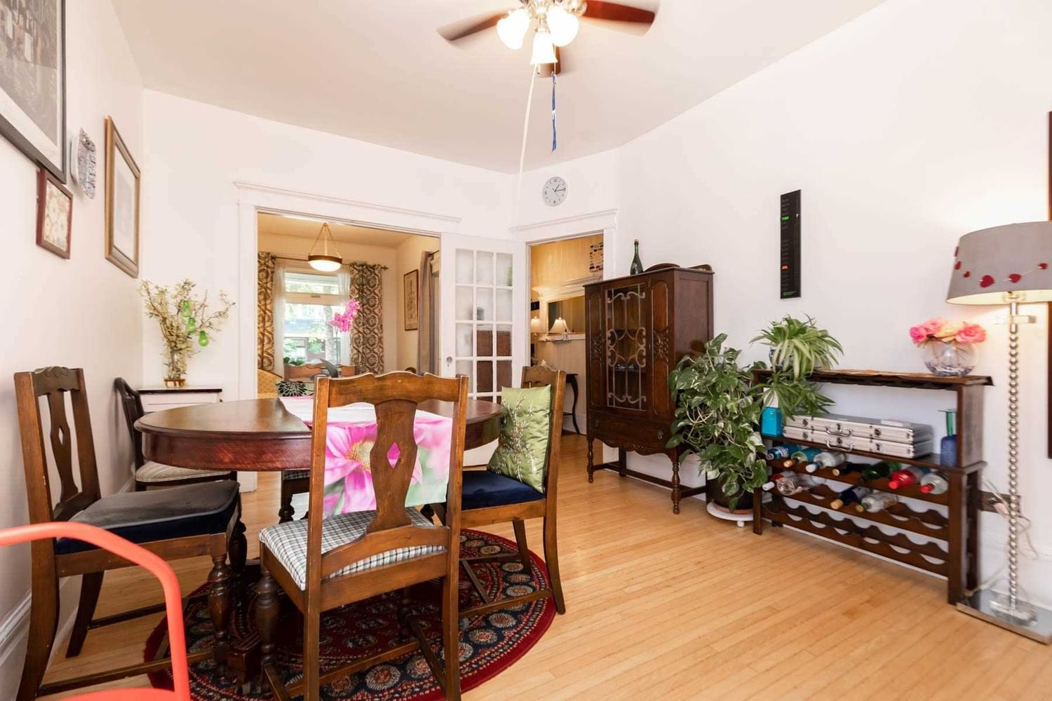 Listing Image 7
