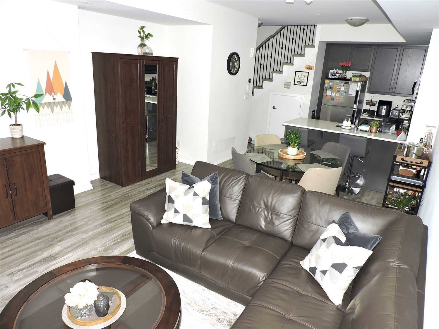 Townhouse sold at 305-1460 Whites Road, Pickering, Woodlands, L1V1R4 - MLS: E5694707