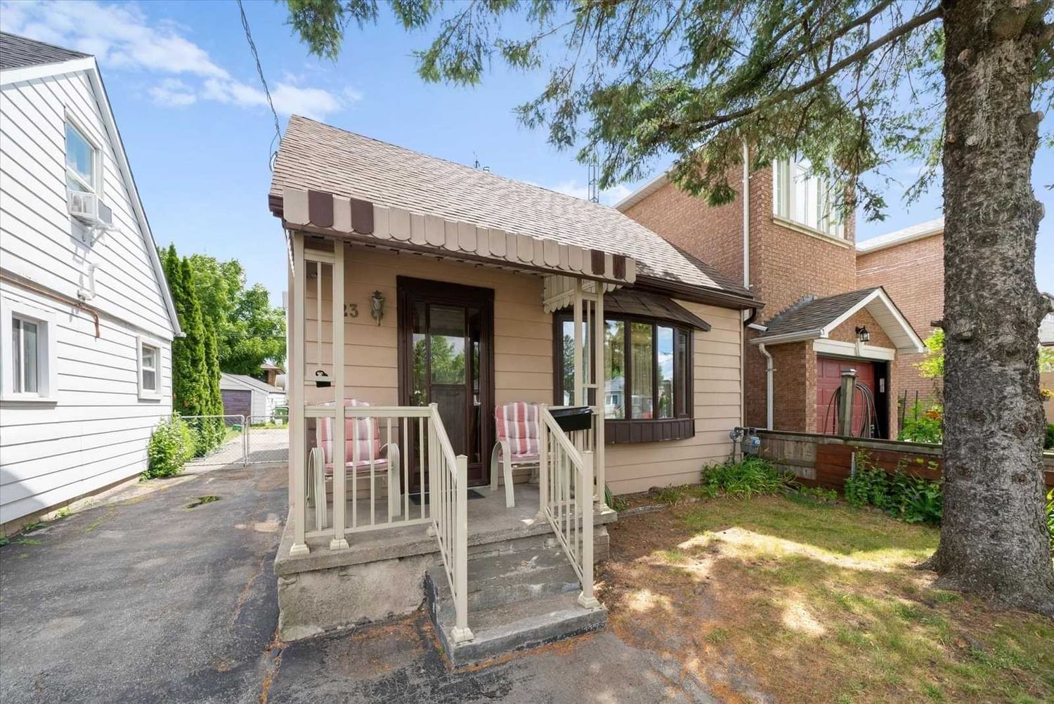 Listing Image 3