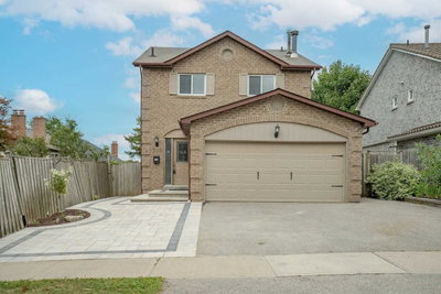 Detached House leased at Lower-700 Stonepath Circle, Pickering, Ontario, L1V3T1 - Amberlea - MLS: E5716468