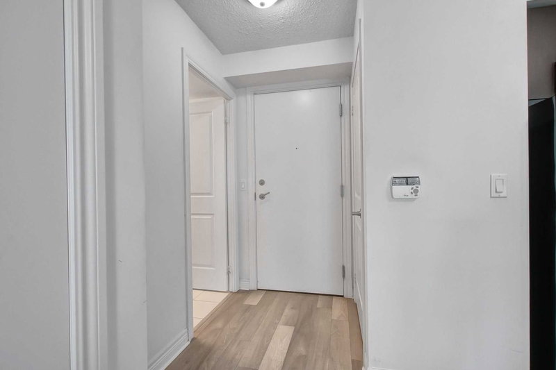 1506 - 50 Town Centre Crt, Toronto, M1P 0A9 | Image 2