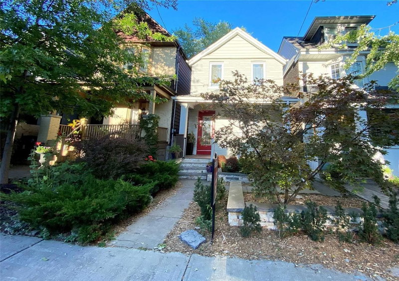 Upper - 121 Galt Ave, Toronto, M4M2Z4 | Image 2