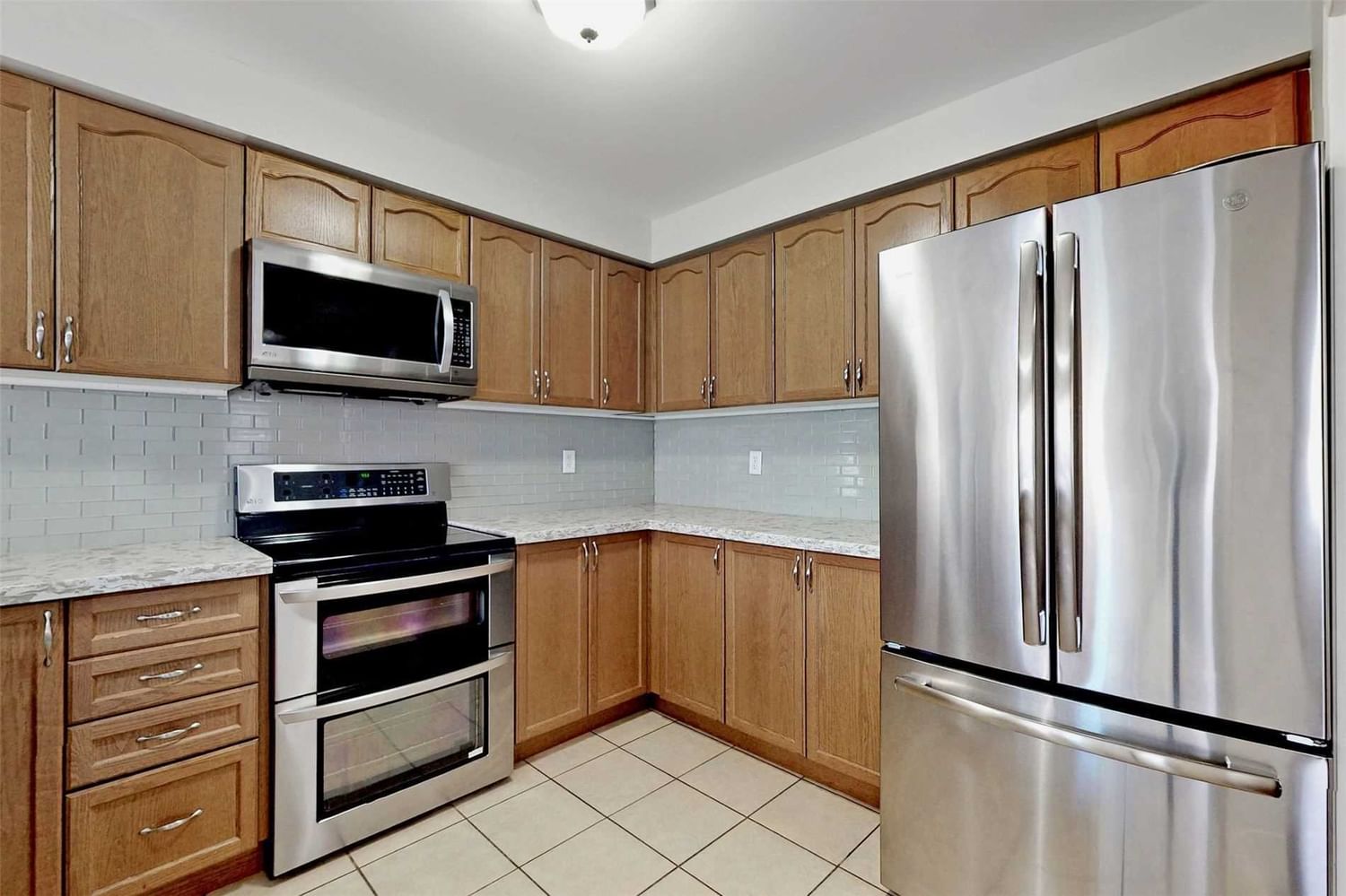 Listing Image 22