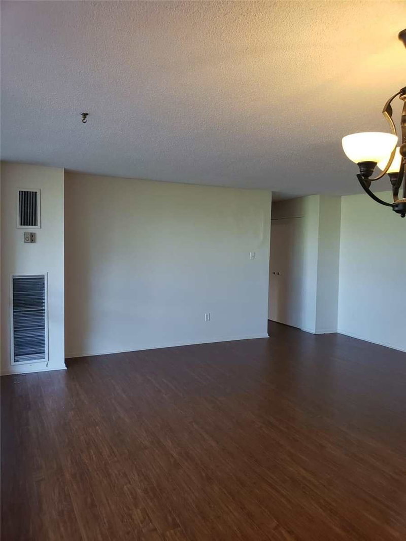 210 - 120 Dundalk Dr, Toronto, M1P4V9 | Image 2